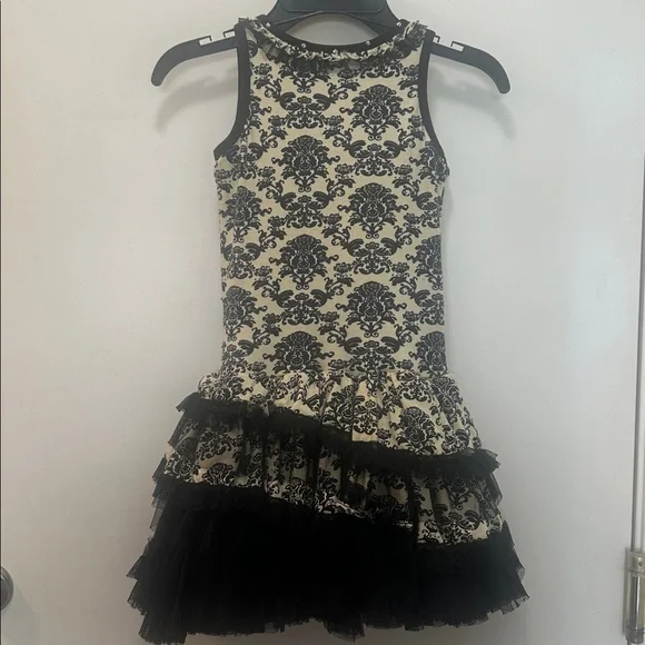 Ooh! La, La! Couture Black and Cream Lace Dress Size 6